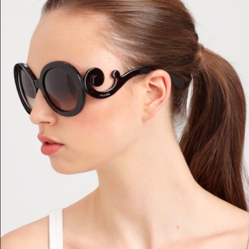 Used PRADA Baraque sunglasses with case